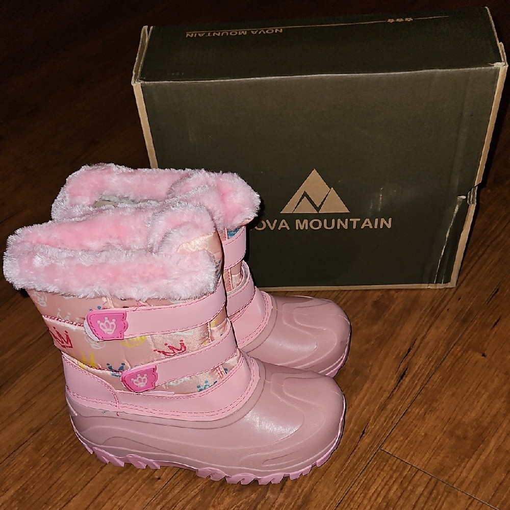 Nova Mountain Girls/Boys Winter Boots Size 2 NIB